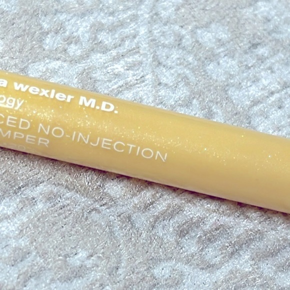 Brand New Patricia Wexler M.D. Advanced No-Injection Lip Plumper MMPi 20 Gloss - Picture 8 of 9